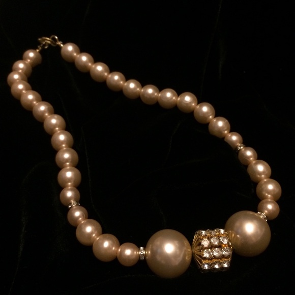 Vintage Chunky Pearl & Rhinestone Glam Choker - Picture 6 of 6
